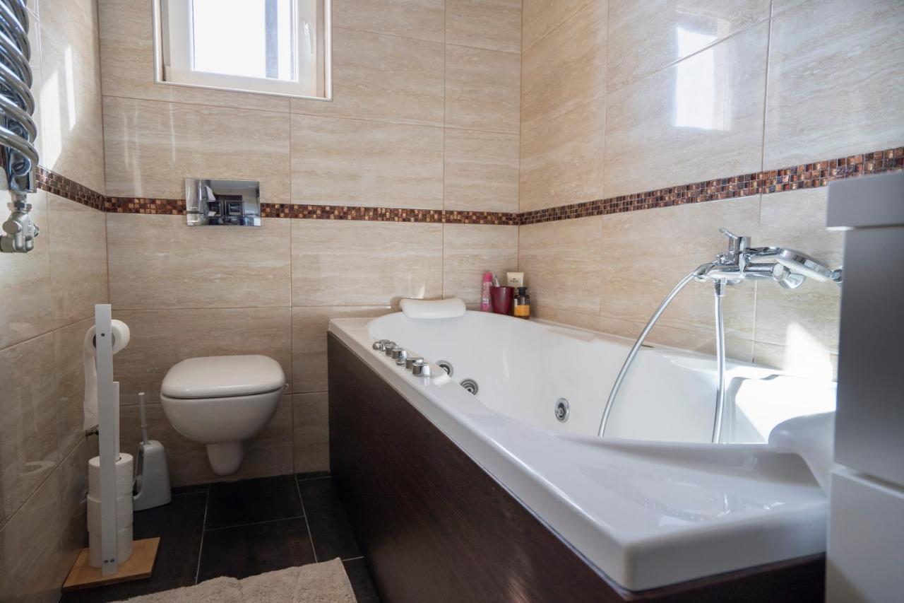 Desire, City Center Apartment Terazije Belgrado Buitenkant foto