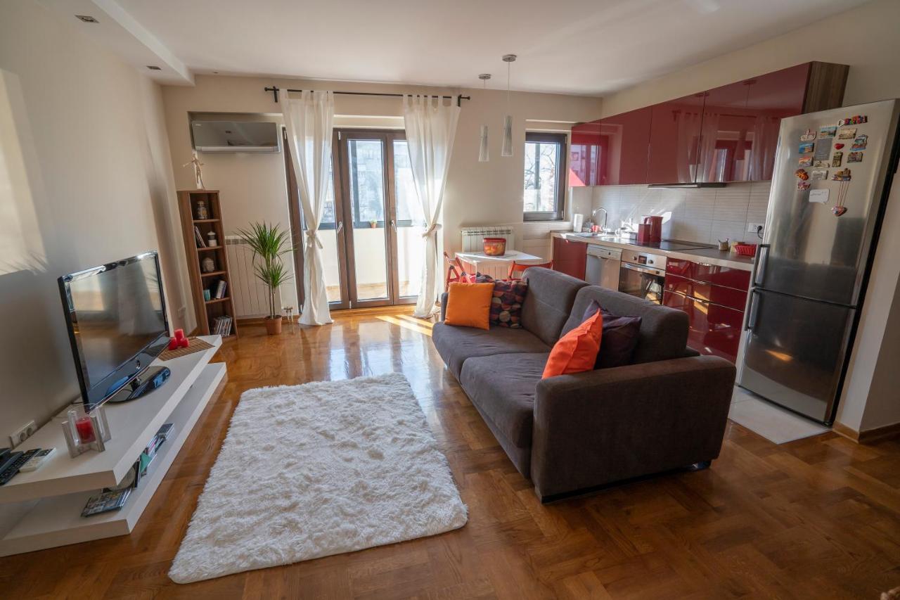 Desire, City Center Apartment Terazije Belgrado Buitenkant foto