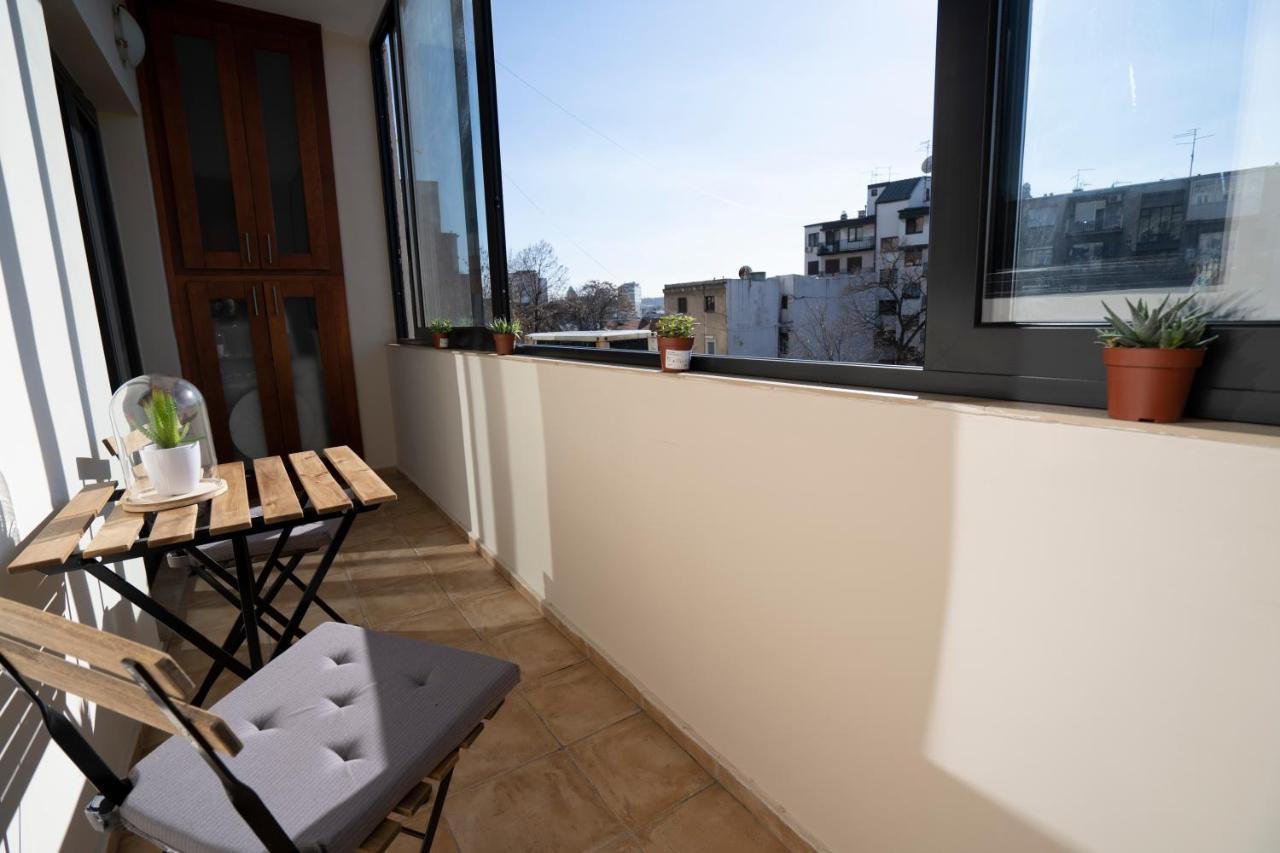 Desire, City Center Apartment Terazije Belgrado Buitenkant foto